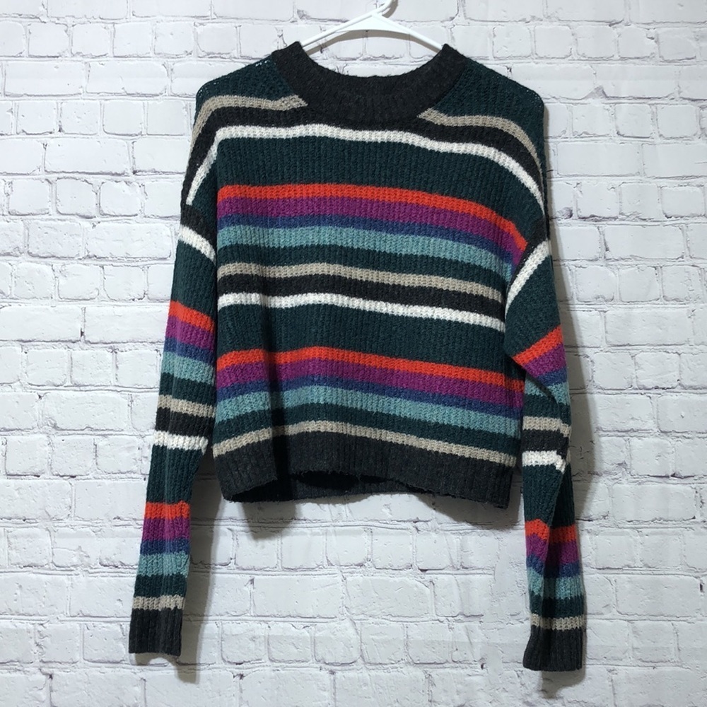 American Eagle sweater stripes